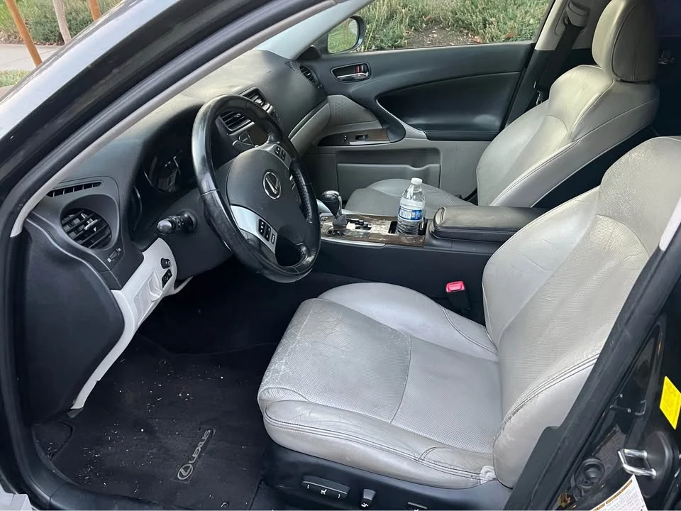 2011 Lexus IS 2nd Gen - Image 8 of 10
