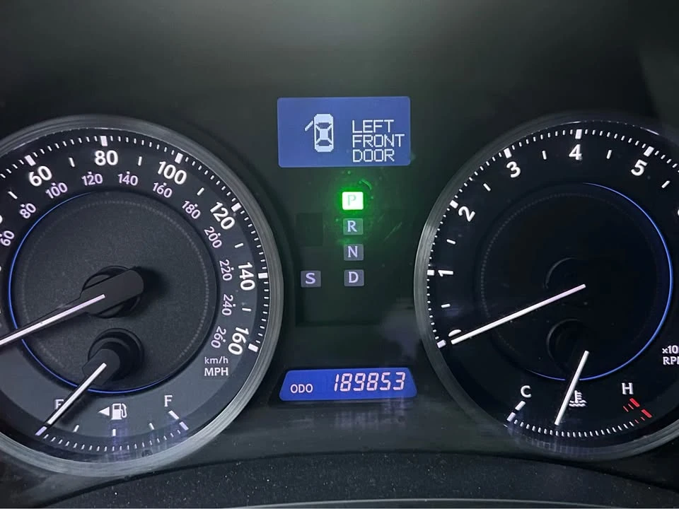 2011 Lexus IS 2nd Gen - Image 10 of 10