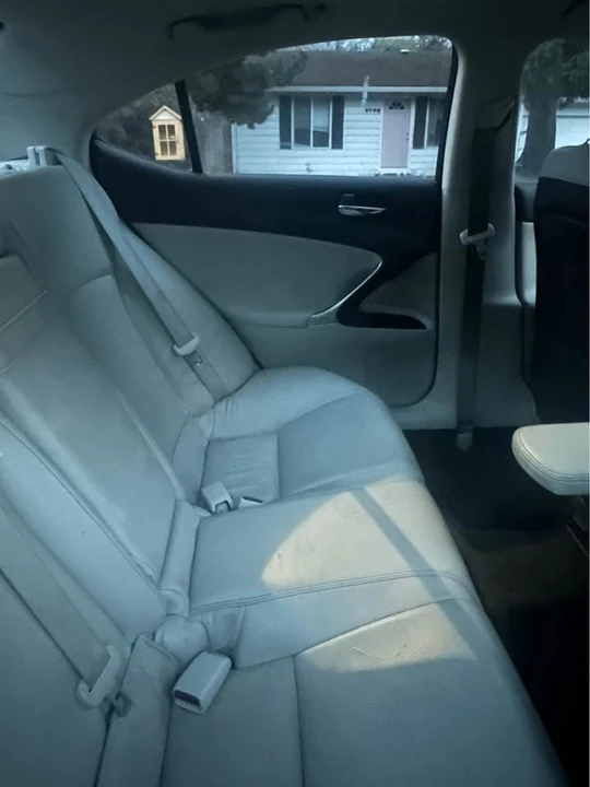 2011 Lexus IS 2nd Gen - Image 4 of 6