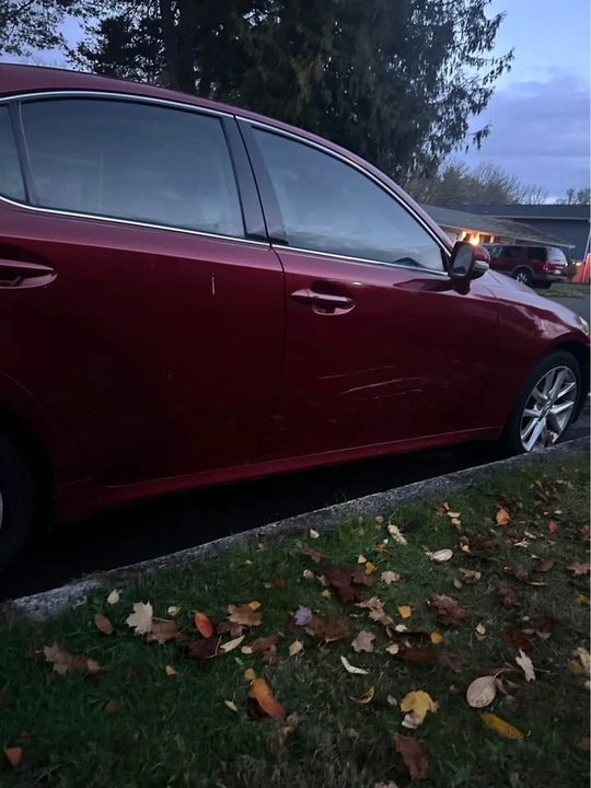 2011 Lexus IS 2nd Gen - Image 5 of 6