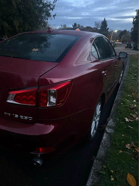 2011 Lexus IS 2nd Gen - Image 6 of 6