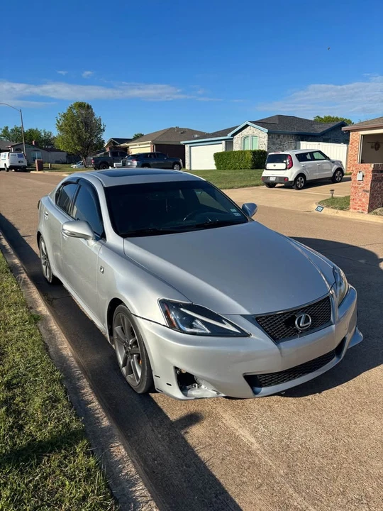 2011 Lexus IS 2nd Gen - Image 2 of 10