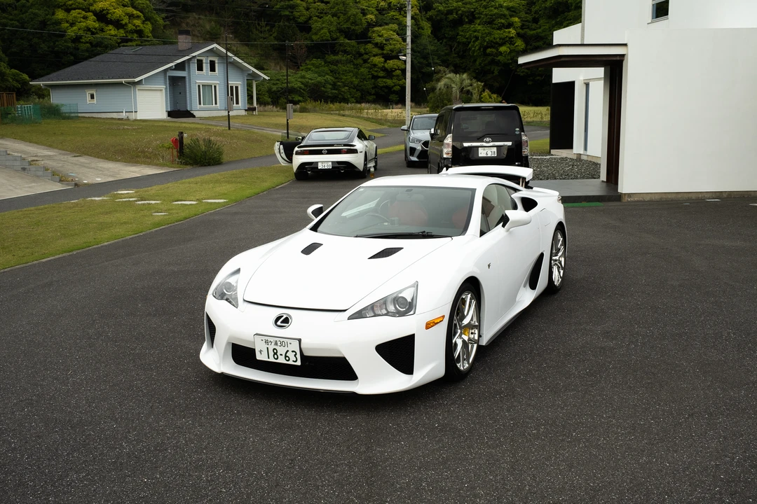 2011 Lexus LFA - Image 11 of 31
