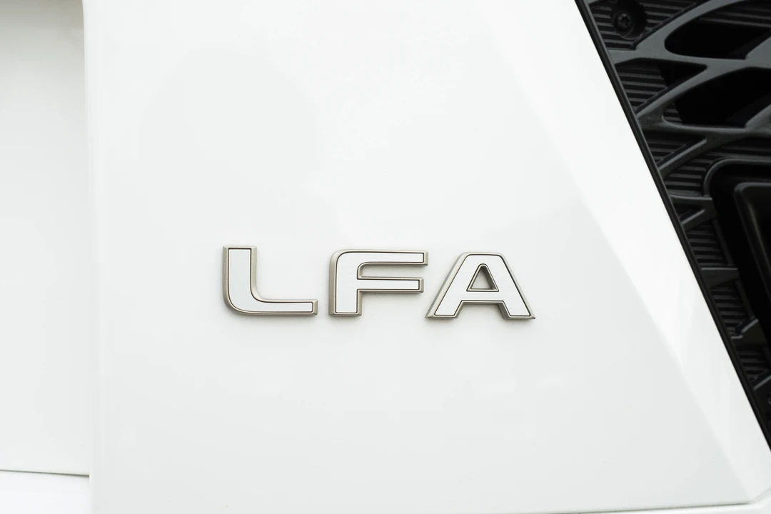 2011 Lexus LFA - Image 30 of 31