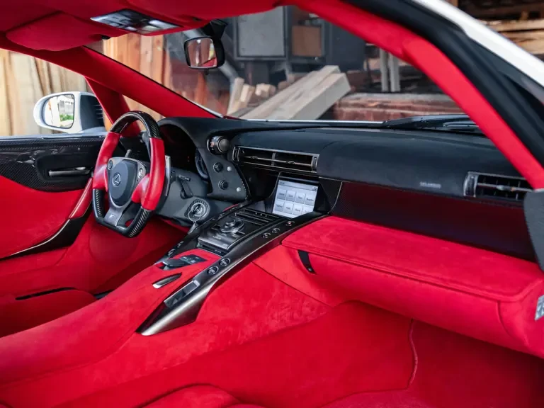 2011 Lexus LFA - Image 10 of 31