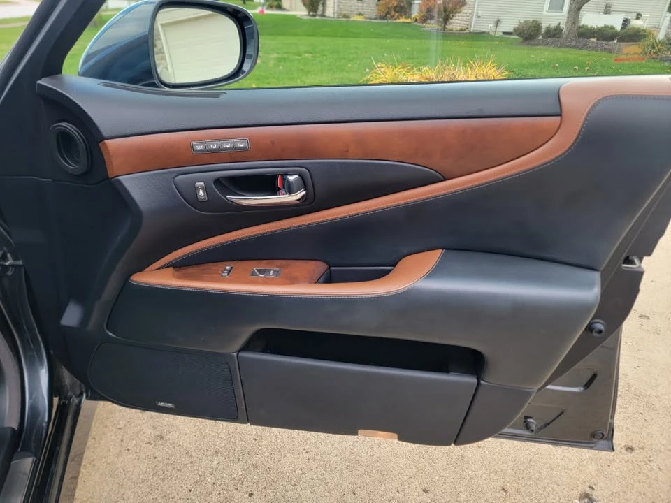 2011 Lexus LS 4th Gen - Image 9 of 20