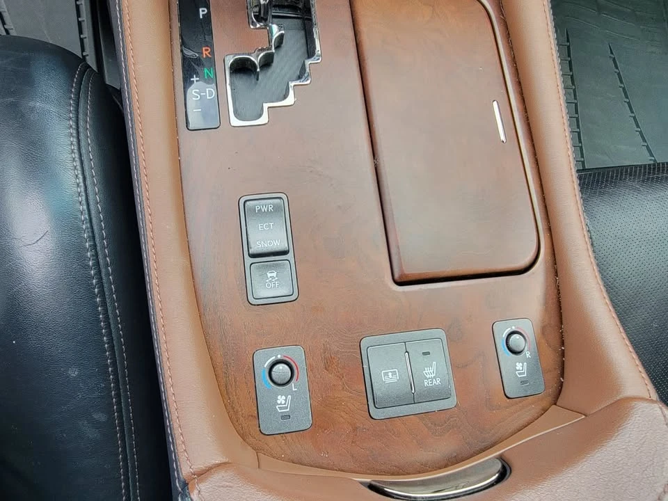 2011 Lexus LS 4th Gen - Image 19 of 20
