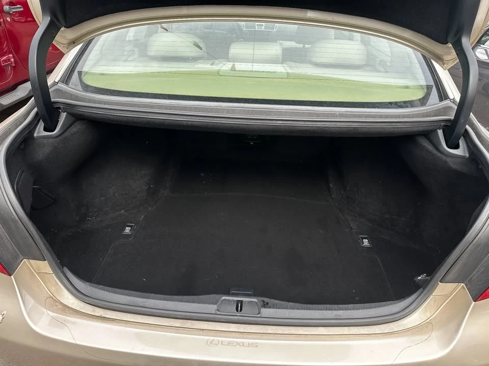 2011 Lexus LS 4th Gen - Image 15 of 19