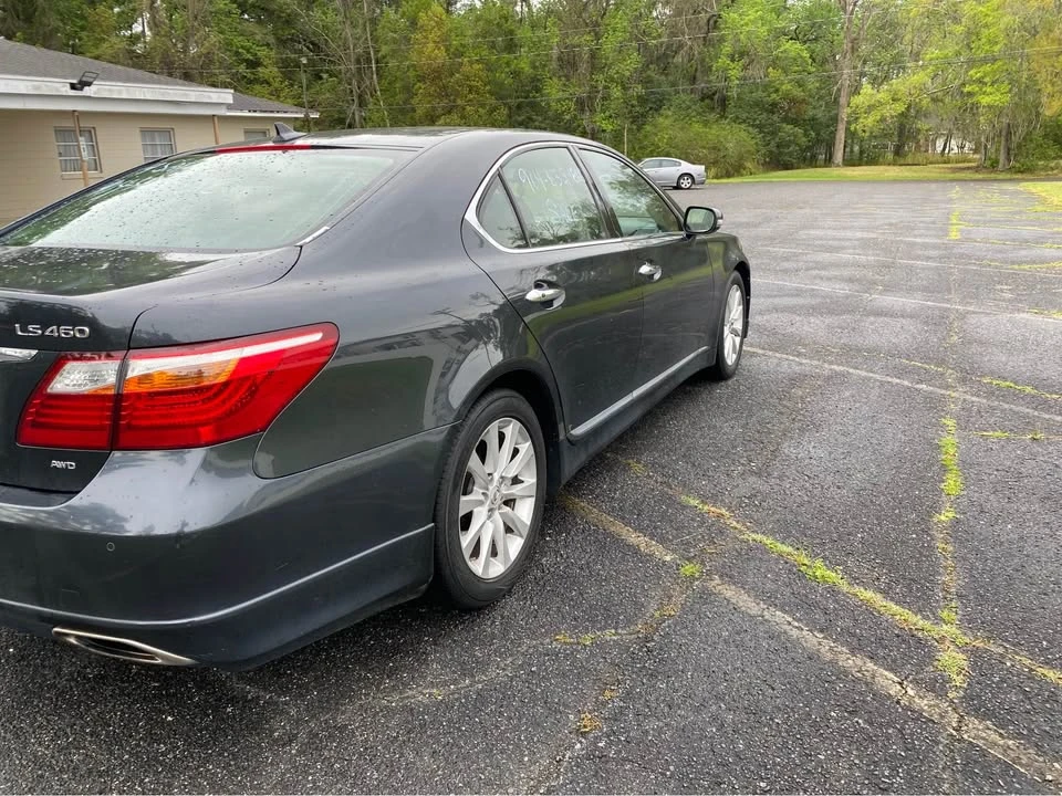 2011 Lexus LS 4th Gen - Image 5 of 15