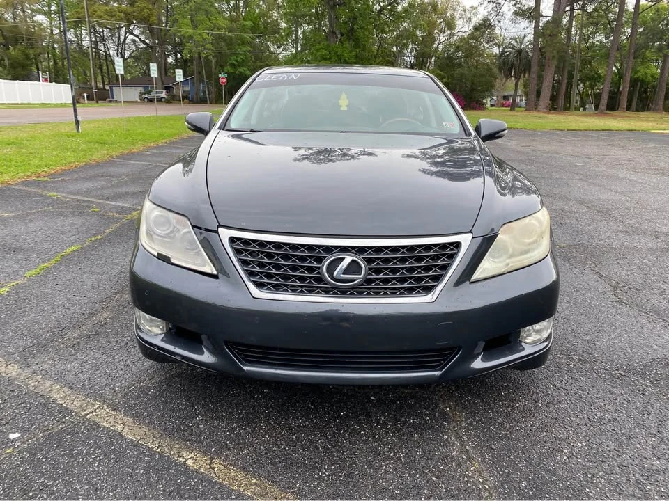 2011 Lexus LS 4th Gen - Image 13 of 15