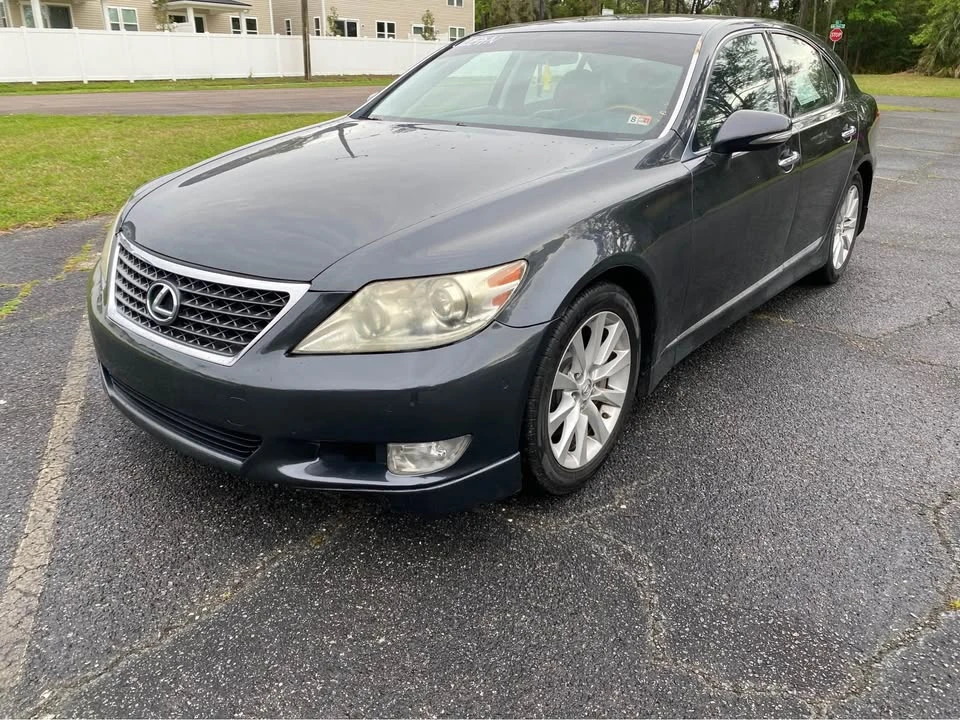 2011 Lexus LS 4th Gen - Image 10 of 15