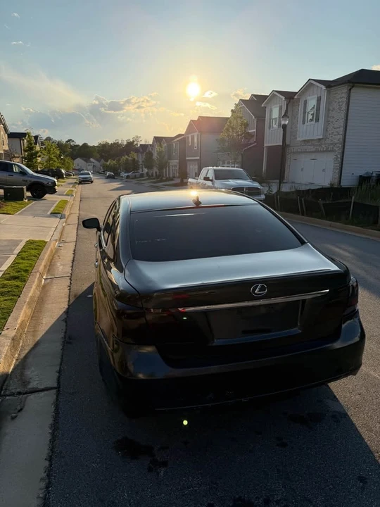 2011 Lexus LS 4th Gen - Image 6 of 10