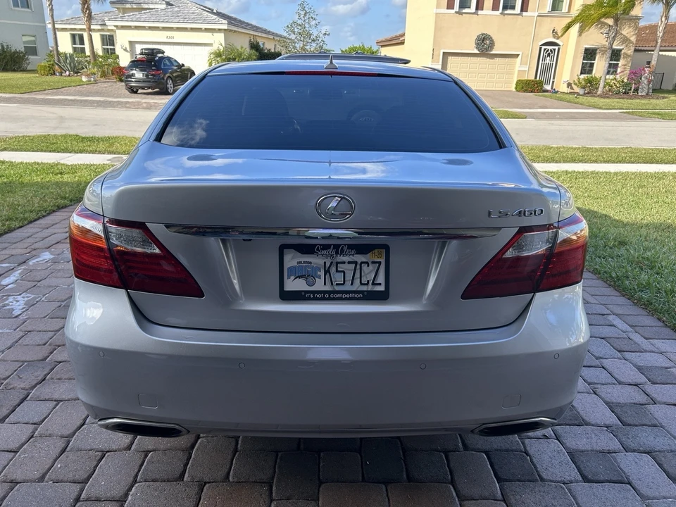 2011 Lexus LS 4th Gen - Image 6 of 20