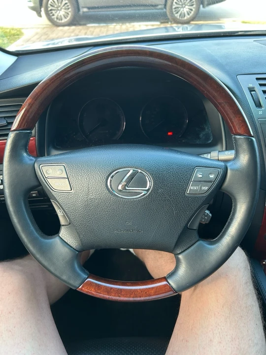 2011 Lexus LS 4th Gen - Image 20 of 20