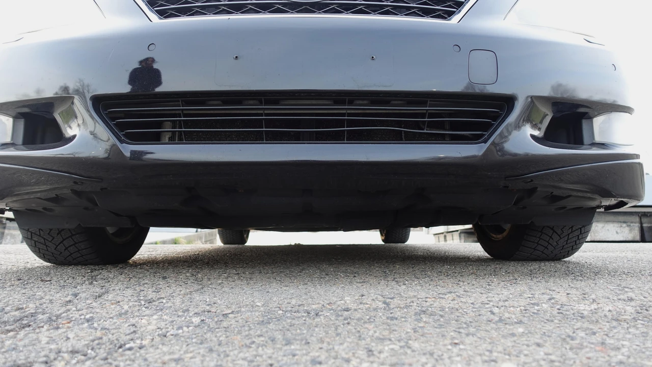 2011 Lexus LS 4th Gen - Image 17 of 30