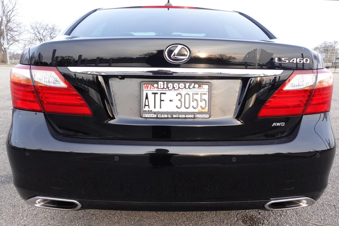 2011 Lexus LS 4th Gen - Image 5 of 30
