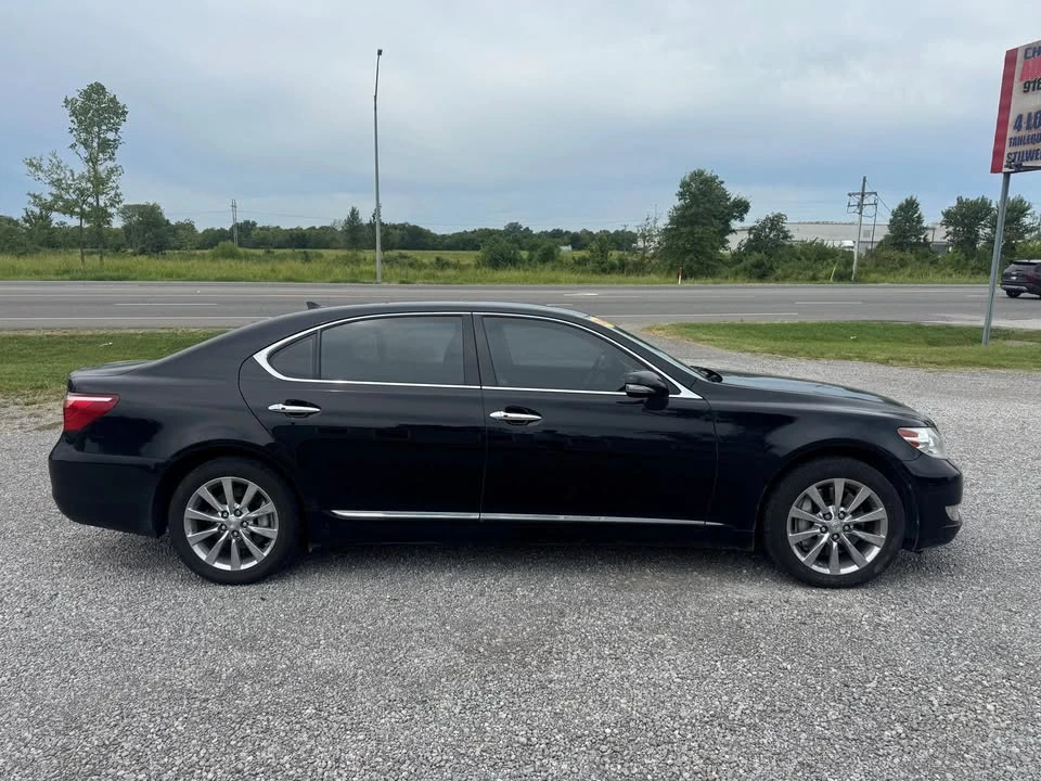 2011 Lexus LS 4th Gen - Image 2 of 18