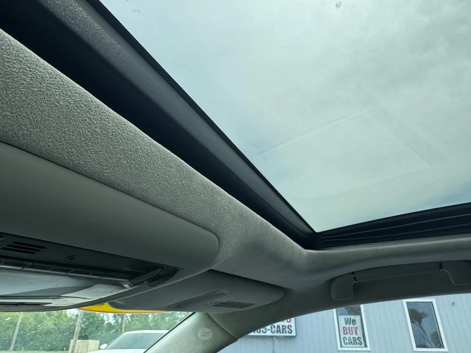 2011 Lexus LS 4th Gen - Image 15 of 18