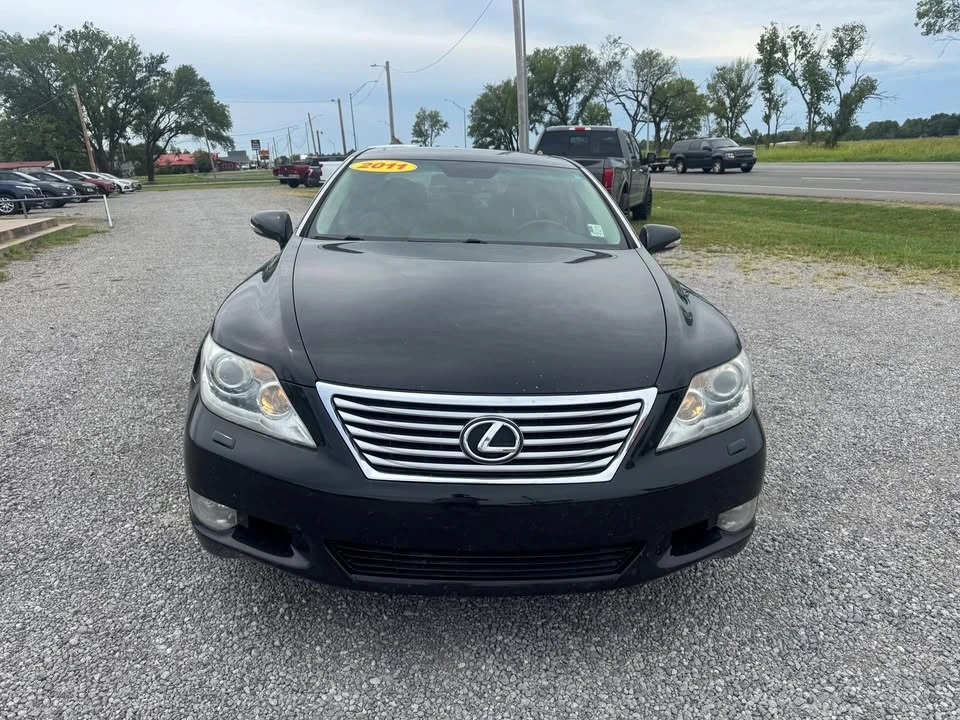 2011 Lexus LS 4th Gen - Image 8 of 18