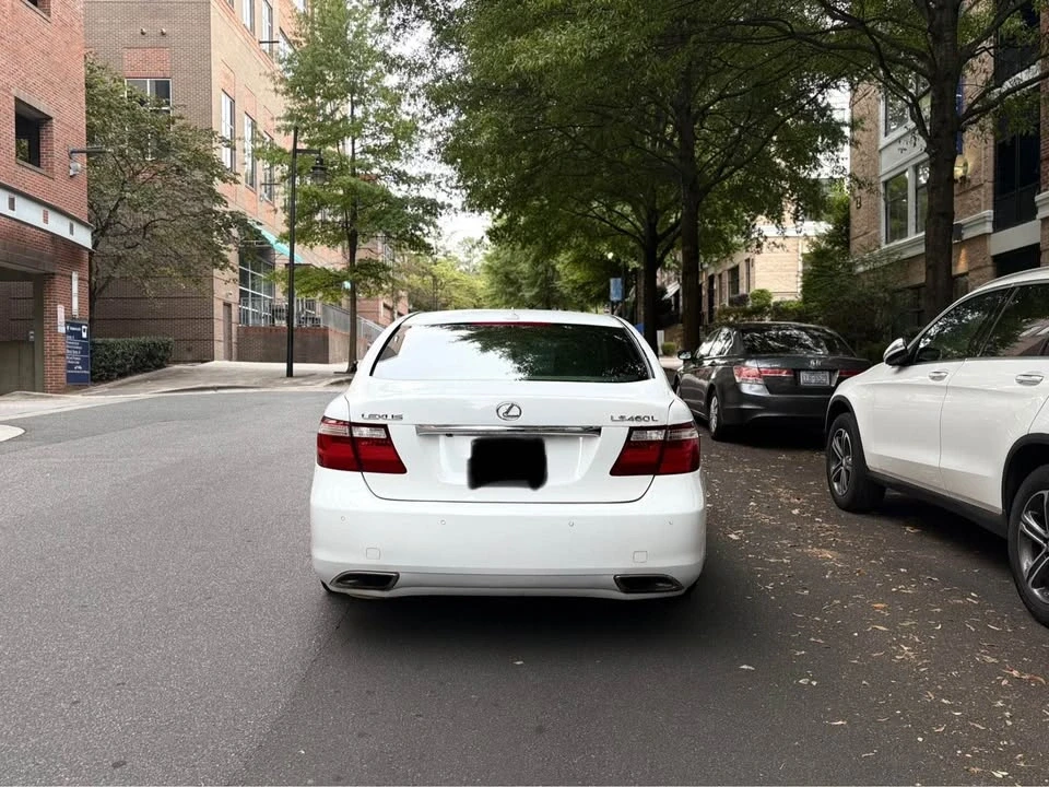 2011 Lexus LS 4th Gen - Image 5 of 11