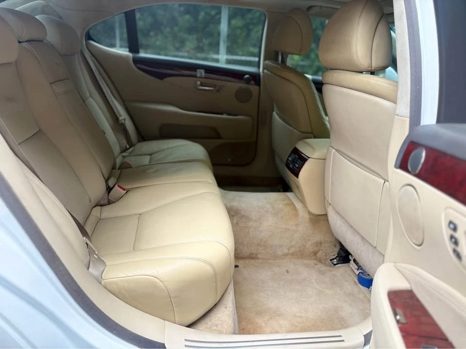 2011 Lexus LS 4th Gen - Image 10 of 11