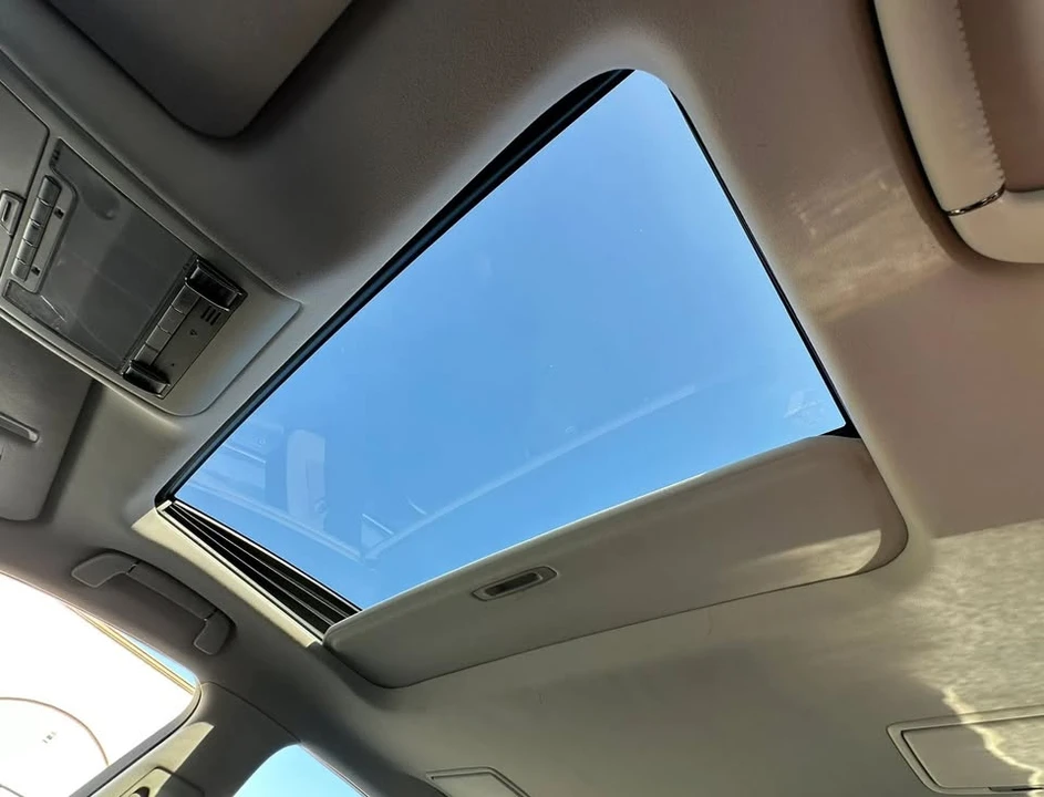 2011 Lexus LS 4th Gen - Image 16 of 20