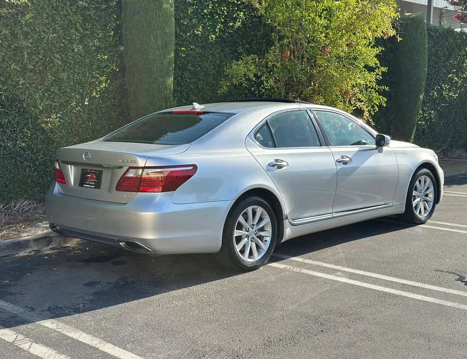 2011 Lexus LS 4th Gen - Image 4 of 20