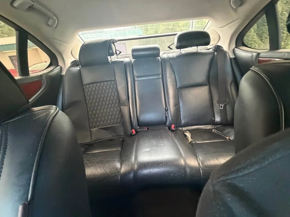 2011 Lexus LS 4th Gen - Image 11 of 18