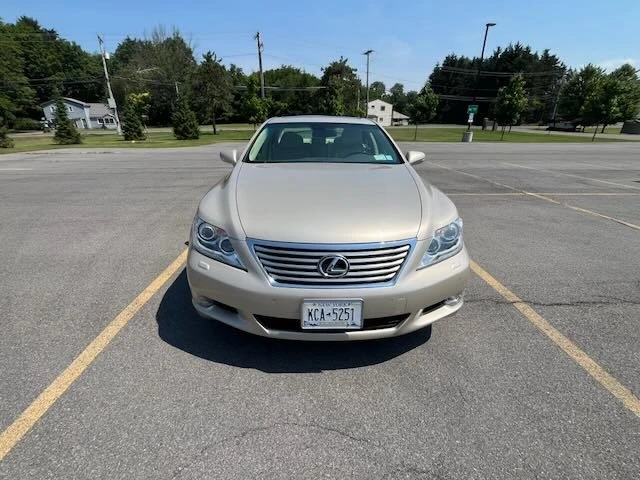 2011 Lexus LS 4th Gen - Image 8 of 15