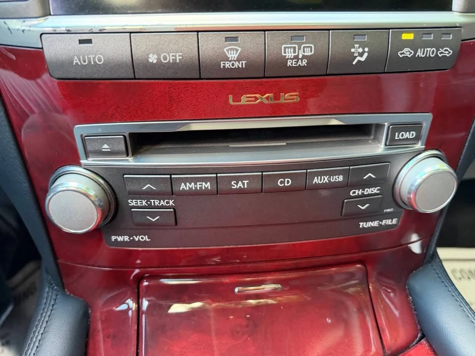 2011 Lexus LS 4th Gen - Image 19 of 19