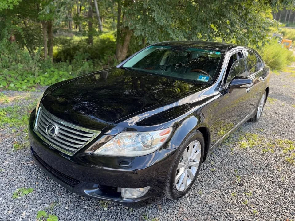 2011 Lexus LS 4th Gen - Image 3 of 19