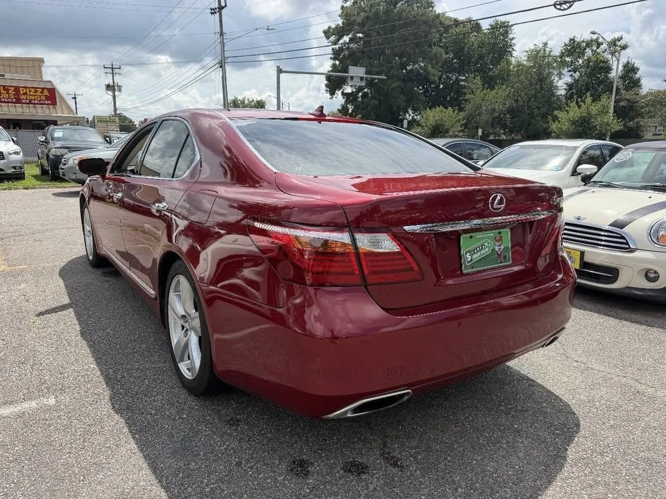 2011 Lexus LS 4th Gen - Image 9 of 20