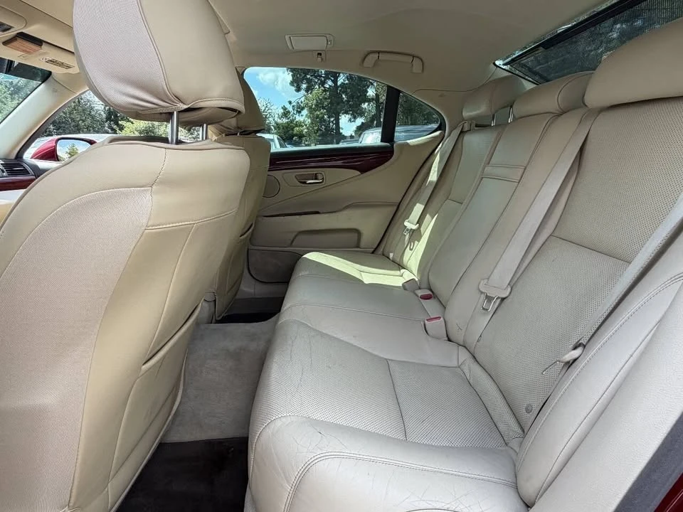 2011 Lexus LS 4th Gen - Image 14 of 20
