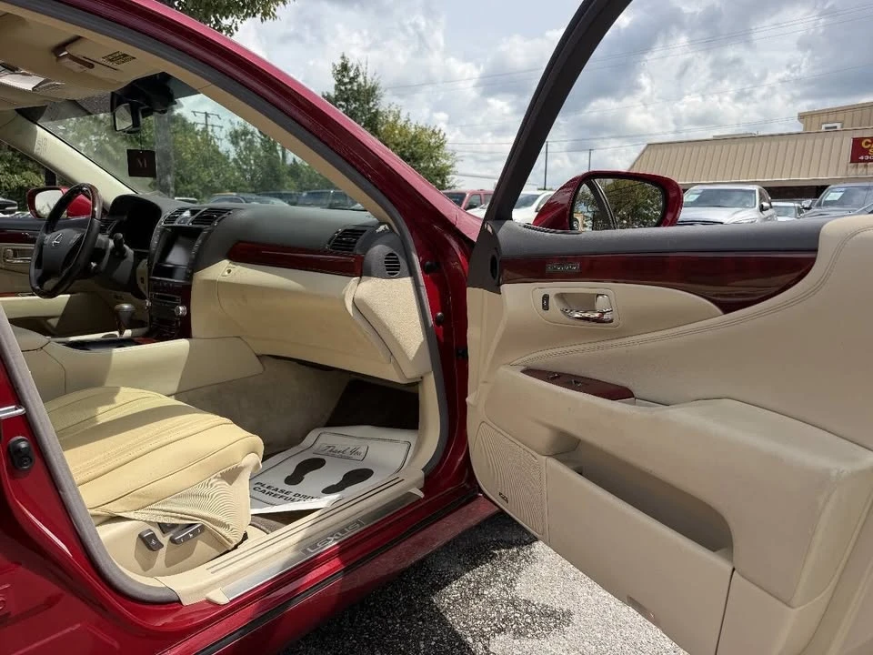2011 Lexus LS 4th Gen - Image 12 of 20