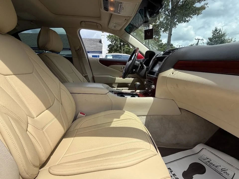 2011 Lexus LS 4th Gen - Image 17 of 20
