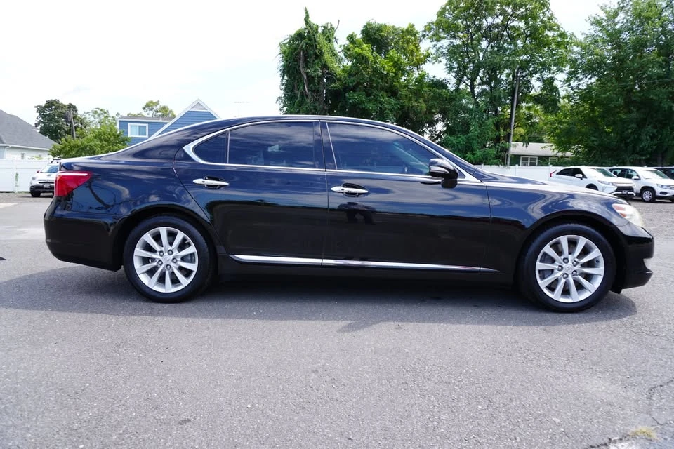 2011 Lexus LS 4th Gen - Image 5 of 20