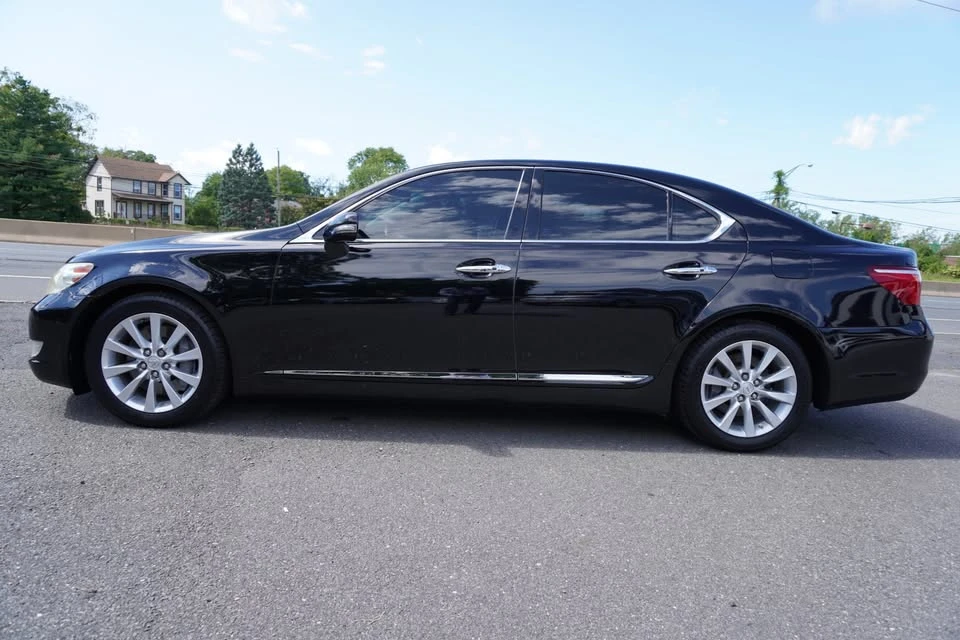 2011 Lexus LS 4th Gen - Image 2 of 20