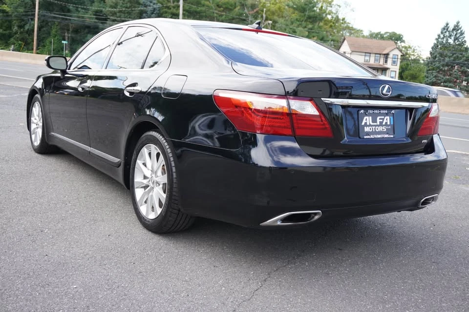 2011 Lexus LS 4th Gen - Image 3 of 20