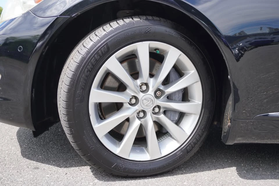 2011 Lexus LS 4th Gen - Image 8 of 20