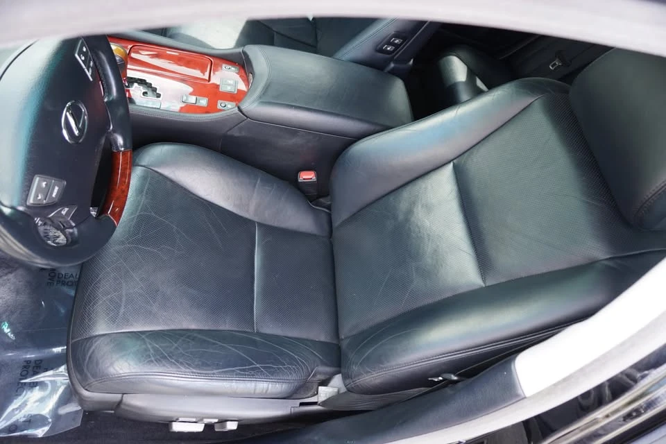 2011 Lexus LS 4th Gen - Image 11 of 20
