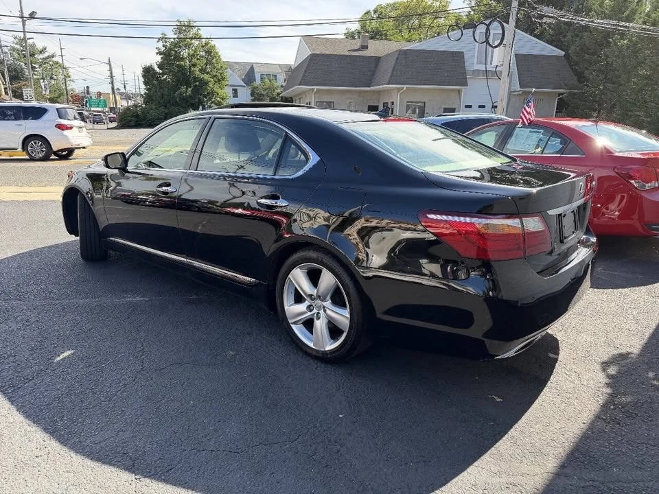 2011 Lexus LS 4th Gen - Image 5 of 20