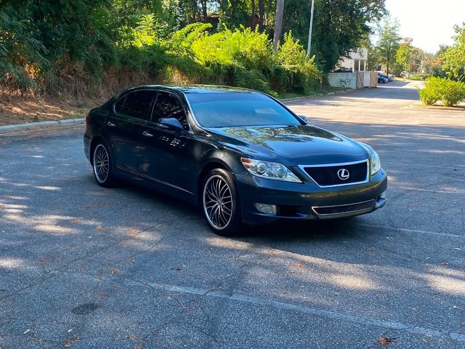 2011 Lexus LS 4th Gen - Image 3 of 20