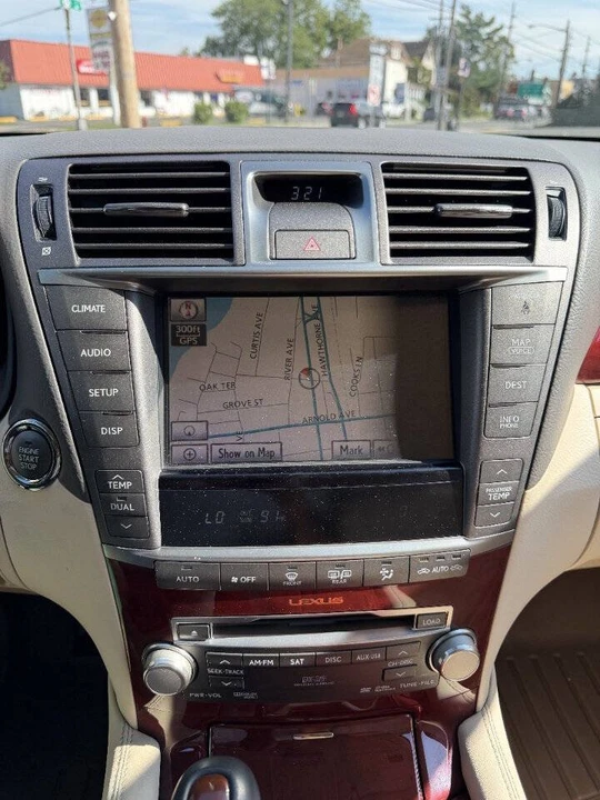 2011 Lexus LS 4th Gen - Image 15 of 20