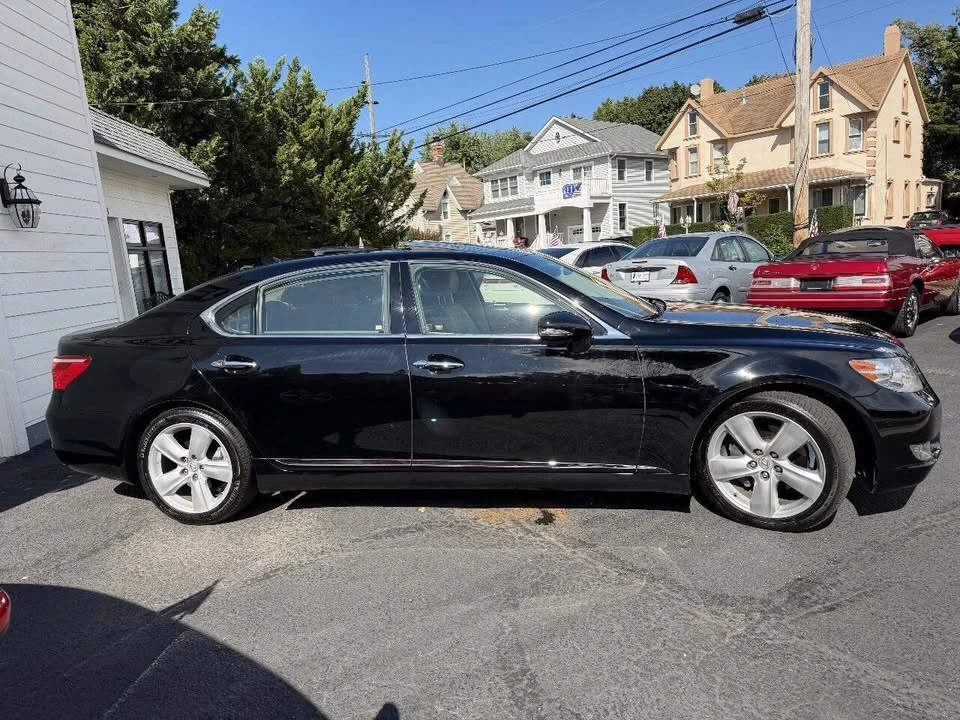 2011 Lexus LS 4th Gen - Image 8 of 20