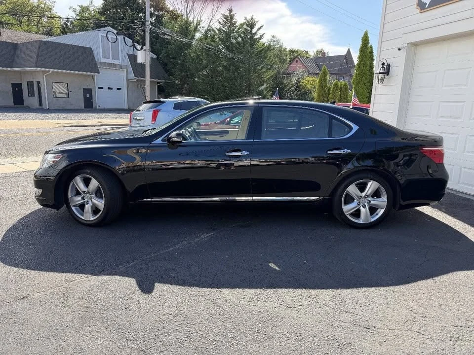 2011 Lexus LS 4th Gen - Image 4 of 20