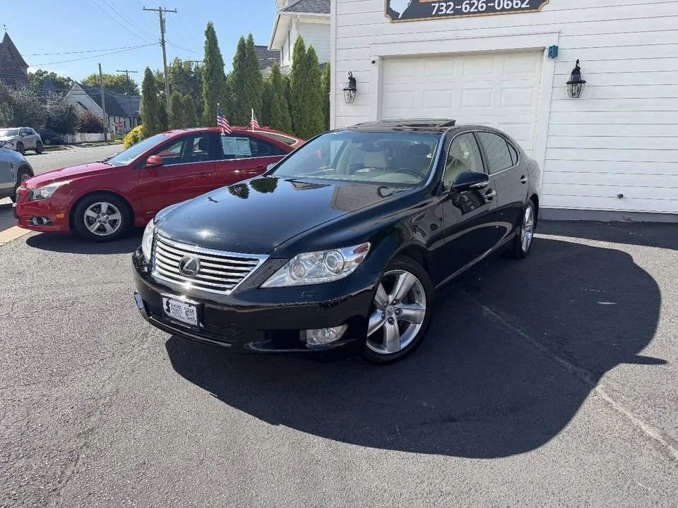 2011 Lexus LS 4th Gen - Image 2 of 20