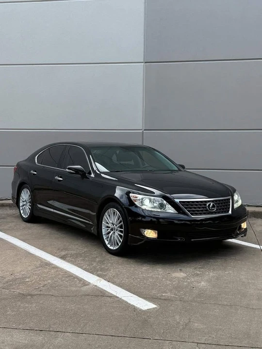 2011 Lexus LS 4th Gen - Image 2 of 20