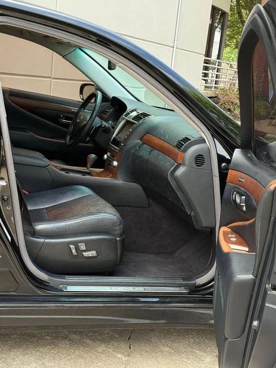 2011 Lexus LS 4th Gen - Image 11 of 20