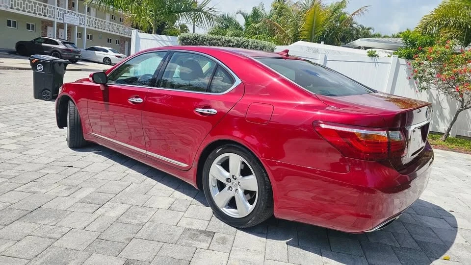 2011 Lexus LS 4th Gen - Image 9 of 20