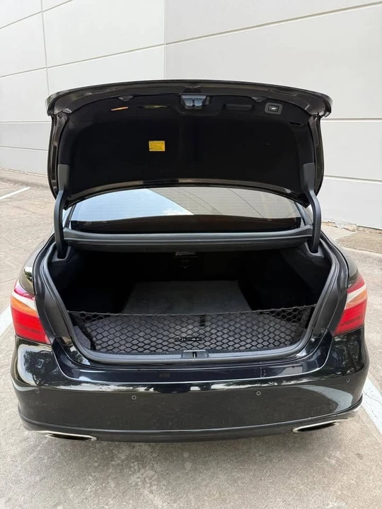 2011 Lexus LS 4th Gen - Image 14 of 20